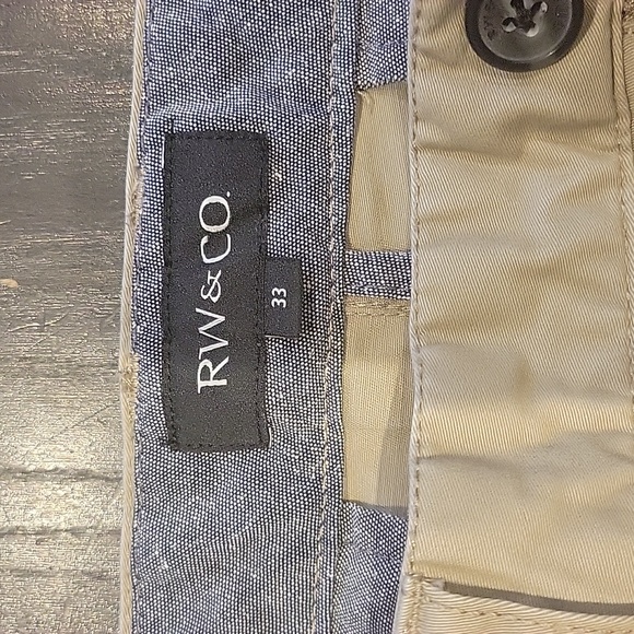 RW & Co Men's Shorts - Picture 2 of 5